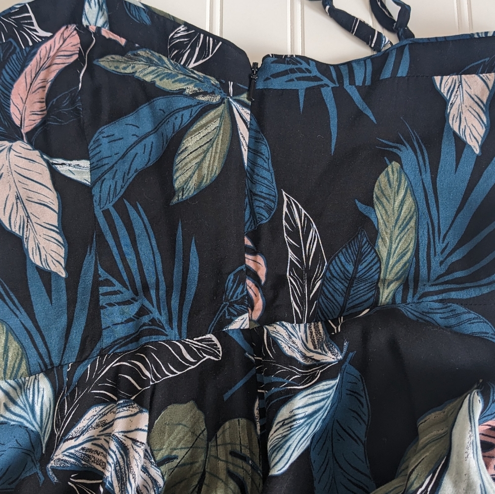 Aritzia Talula Lipinski Skater Dress | Color Palm Leaf - Picture 7 of 14